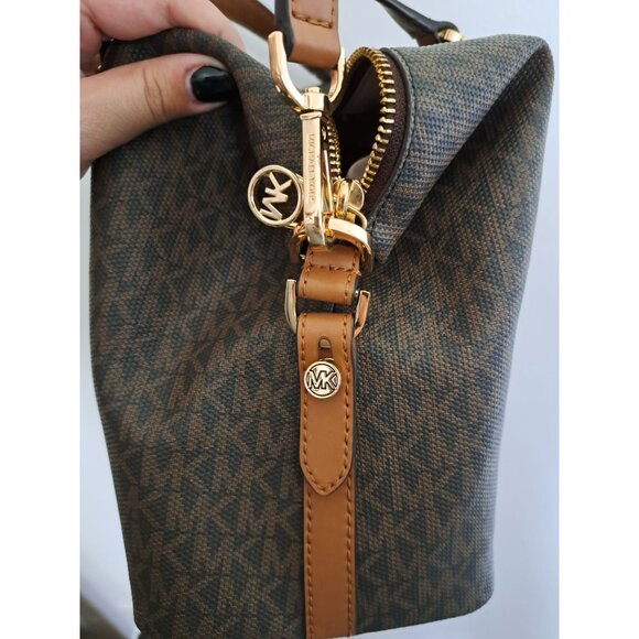 Michael Kors Beck Medium Logo Satchel - Picture 4 of 9